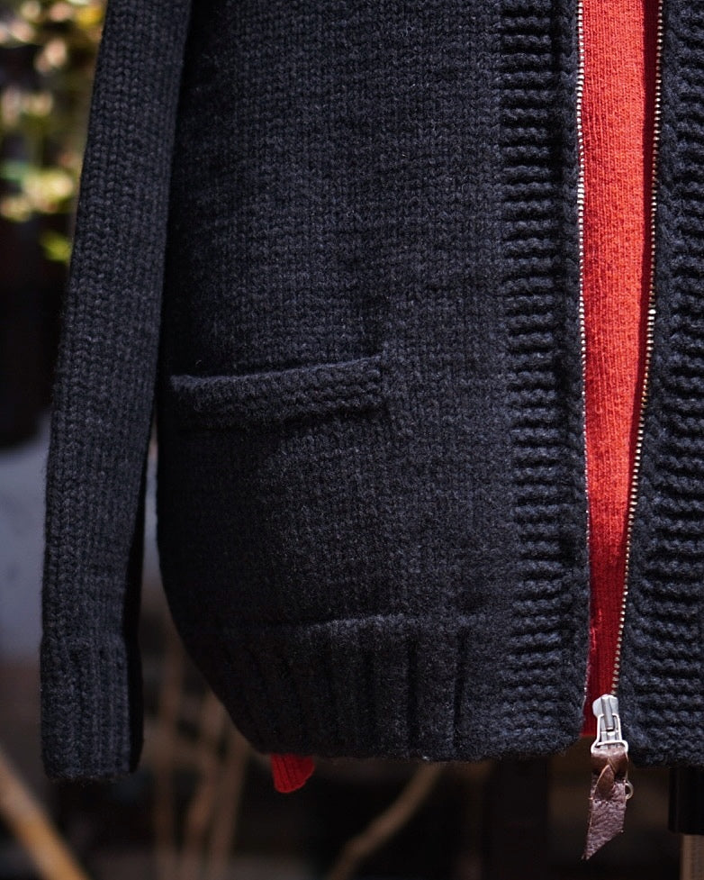 COWICHAN SWEATER / YAK & LUMB MULTI PLY HAND KNITTING