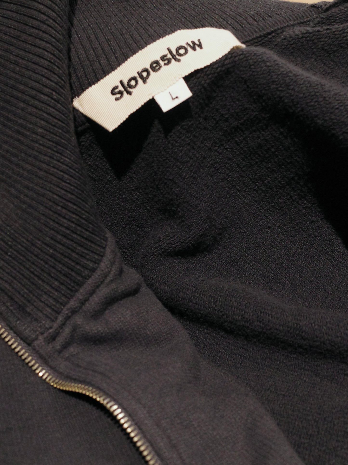 FULL ZIP SWEATSHIRT