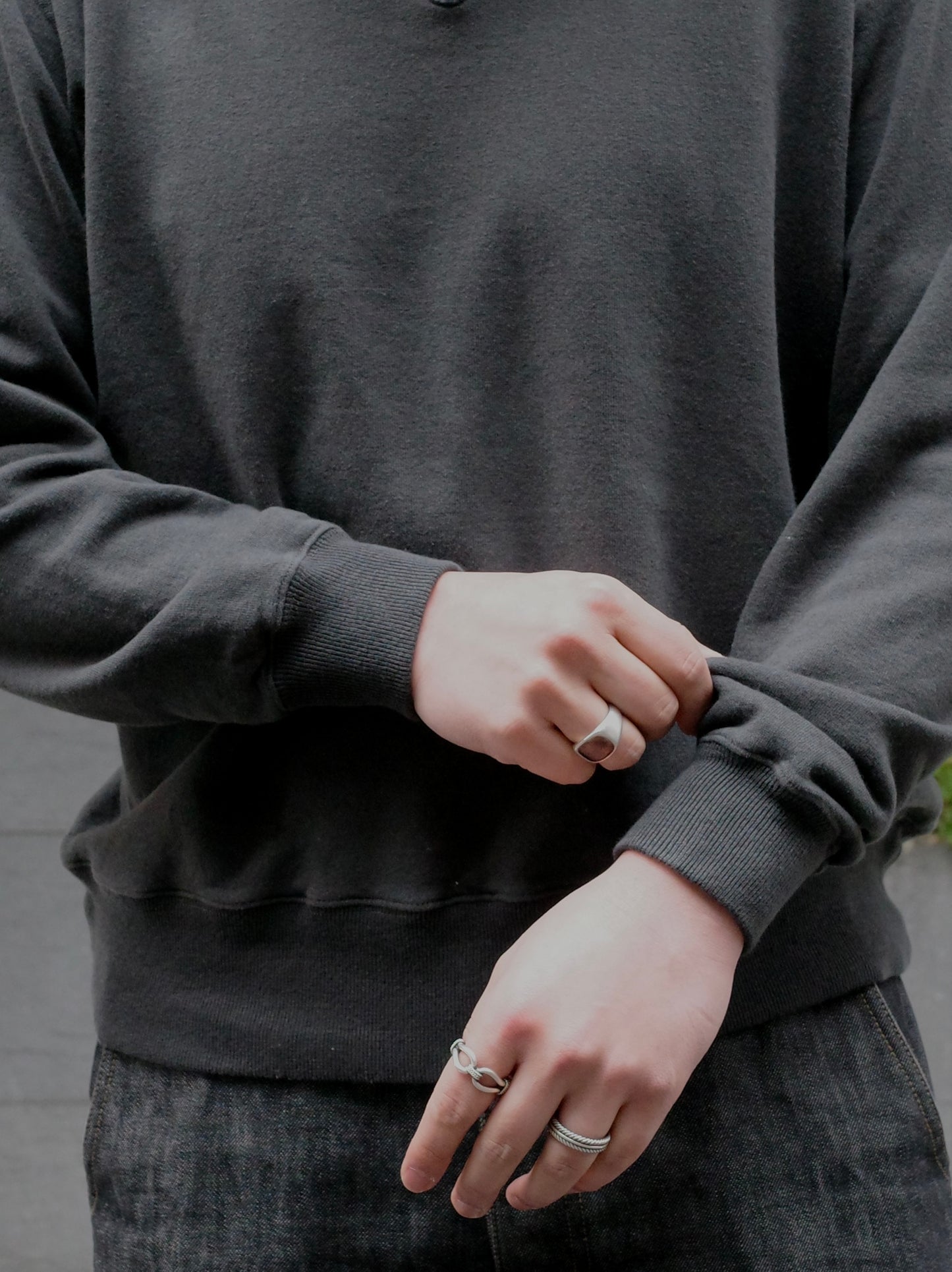 HALF ZIP TOP
