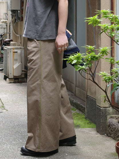 バギーパンツ