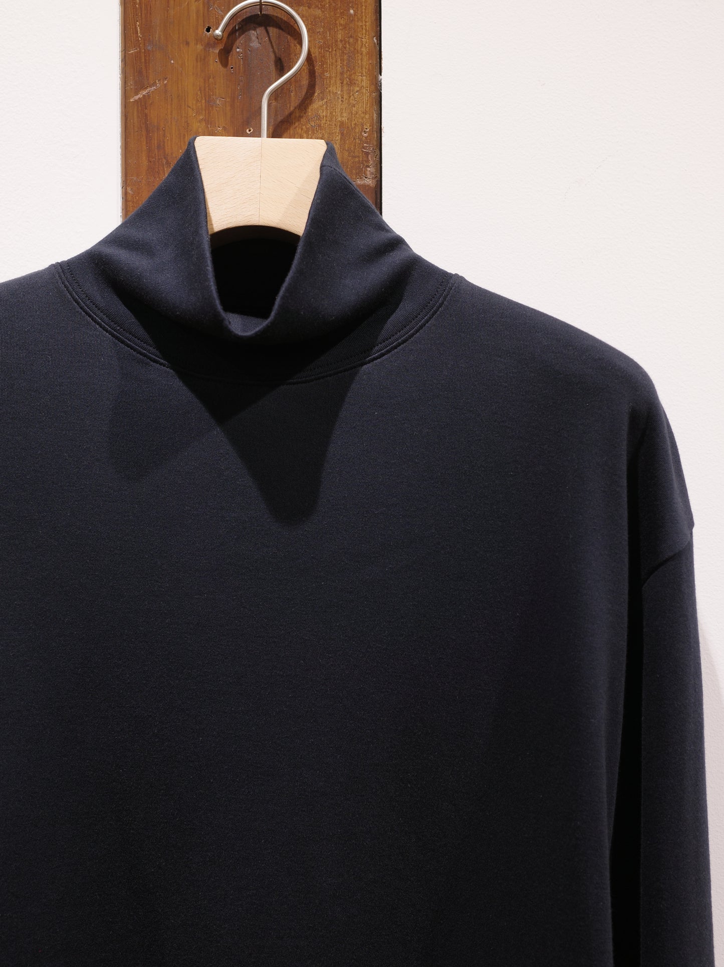 EIR SUPIMA INTERKOCK HIGH NECK LONG SLEEVESHIRT
