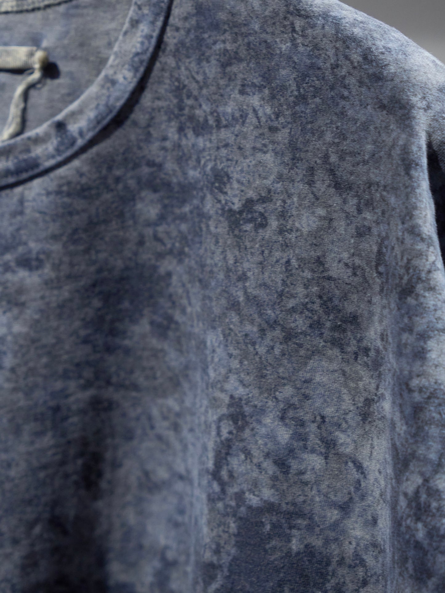 CREW NECK T-SHIRT / HAND DYED COTTON（ムラ染）
