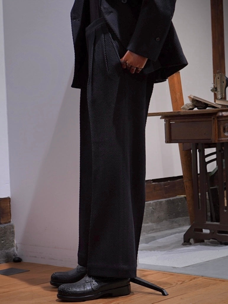 ADASAN (GREY・BLACK)