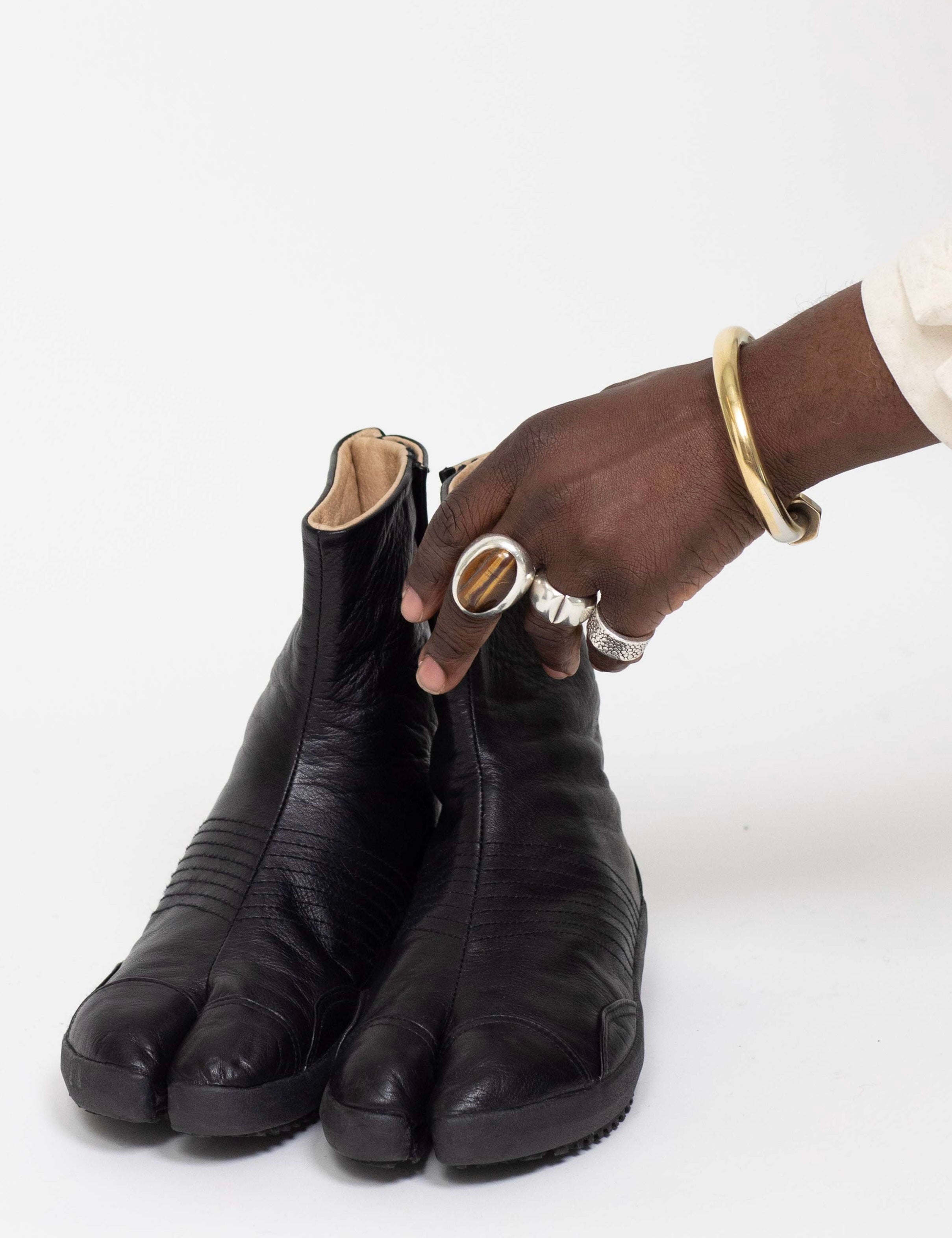 T JIKATABI – SheekiT