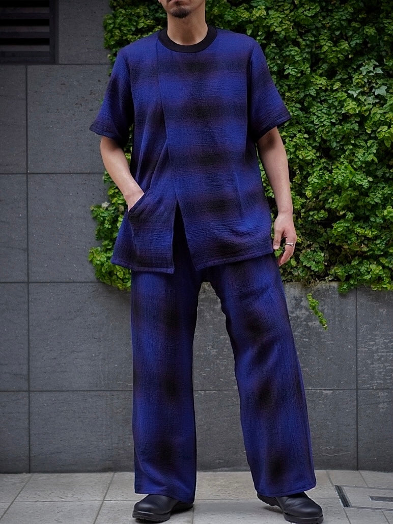 RIBBED NECK NO SIDE SEAM TEE SHIRT