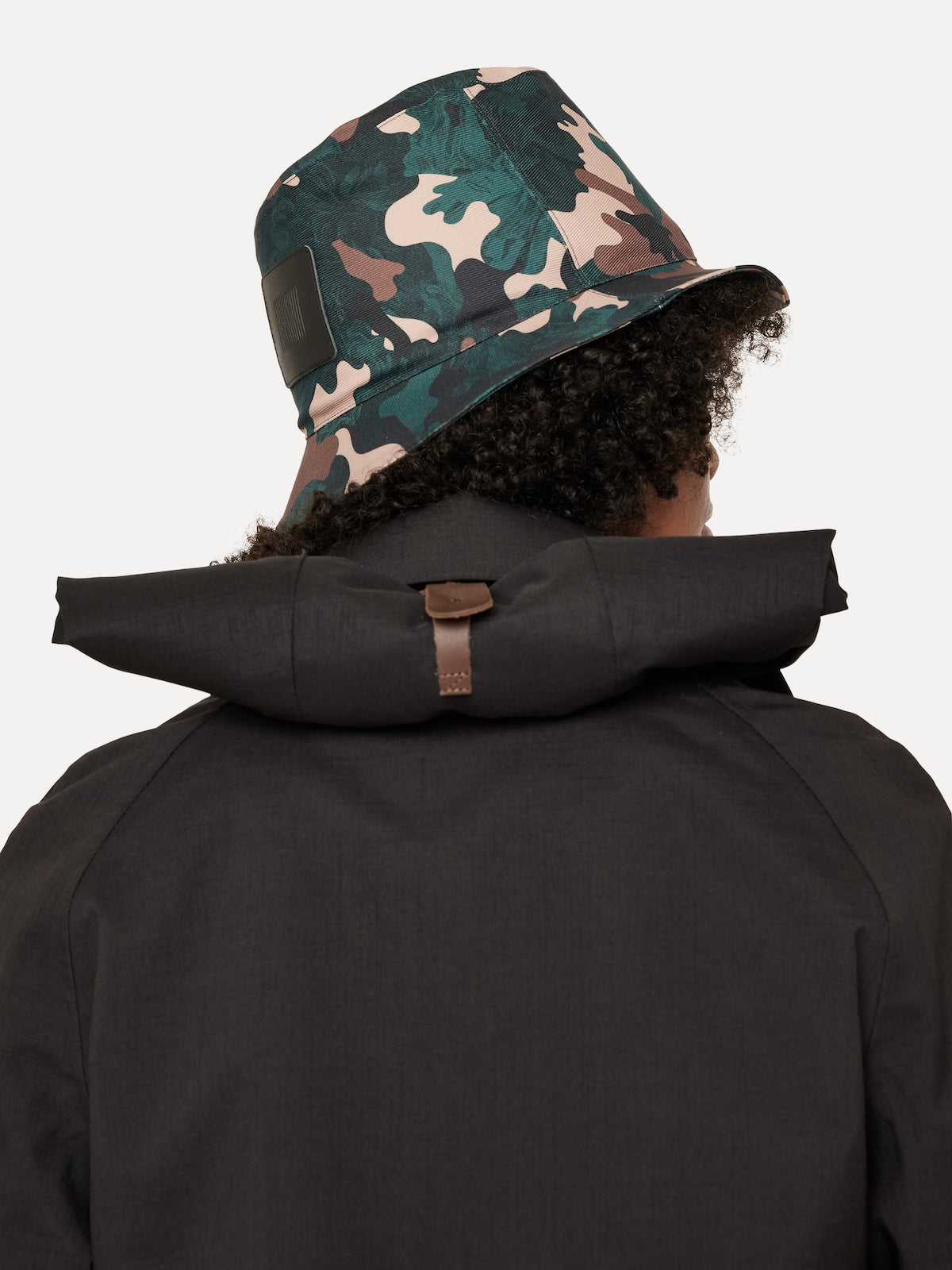 BUCKET HAT